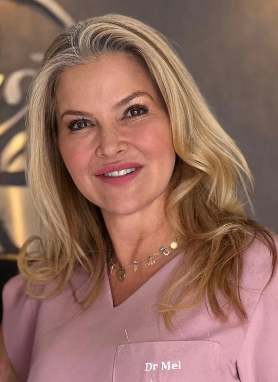 Dr Melanie Lambrechts